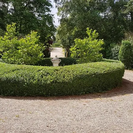 فندق Schloss Frauenmark Friedrichsruhe (Parchim)