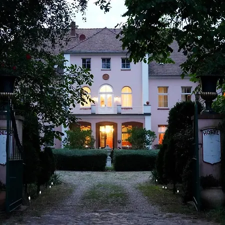 Schloss Frauenmark Hotel 2*